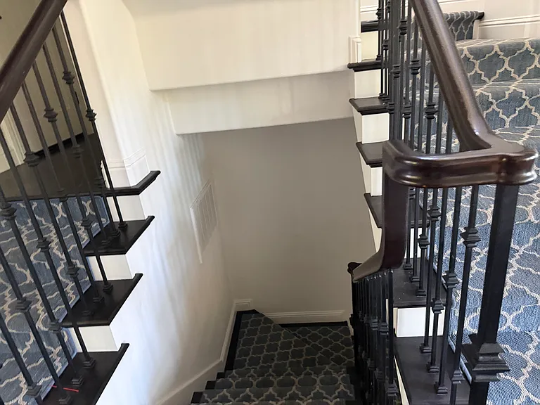 2509 Easton Dr — Photo 34