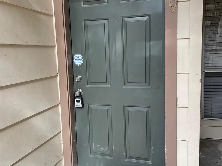 2626 Holly Hall St #409 — Photo 10