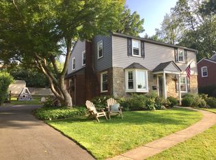 220 Glendalough Rd, Erdenheim, PA 19038