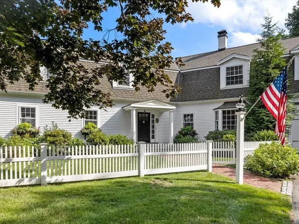 241 Jerusalem Rd, Cohasset, MA 02025