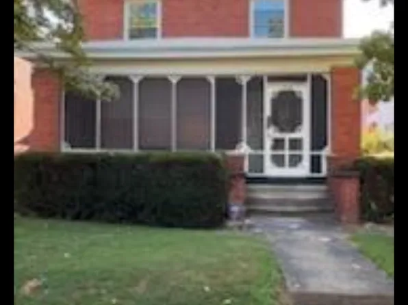 (undisclosed Address), Huntington, WV 25701