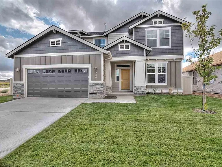 5232 N Beaham Ave — Photo 1