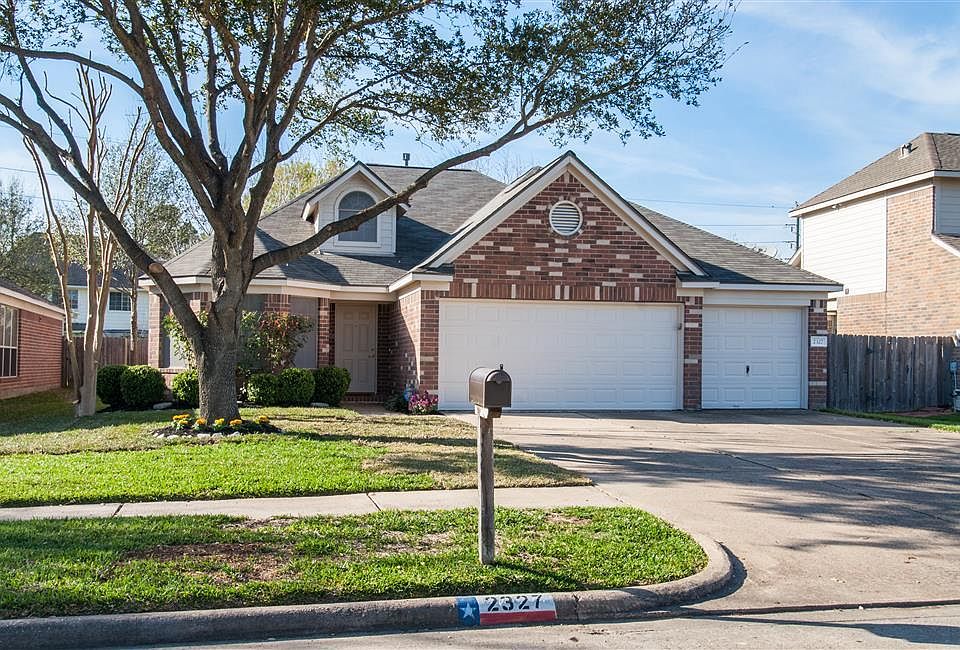 1st image of 2327 Charlton House Ln