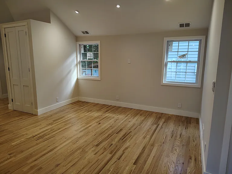 14 East Ave — Photo 12