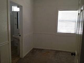 5th image of 415 W 12th St