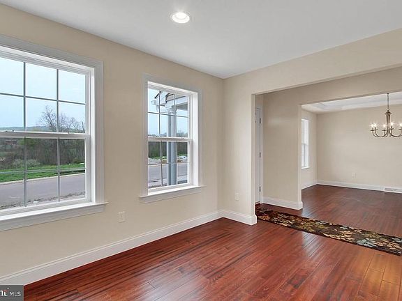 2nd image of 115 Payne Dr