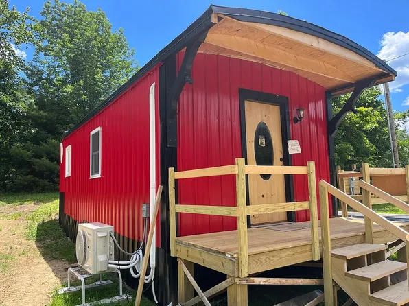 788 State Route 30, Newfane, VT 05345