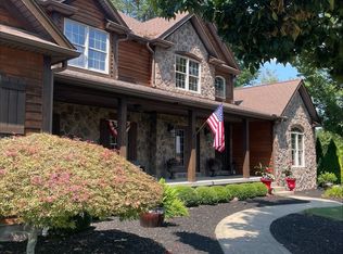 3910 Albany Ct, Canfield, OH 44406