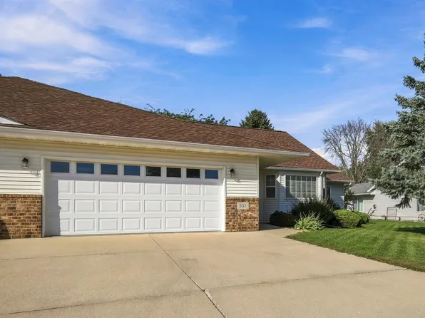 332 4th St SW, Blooming Prairie, MN 55917