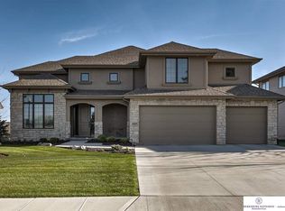 19275 Pierce St, Omaha, NE 68130