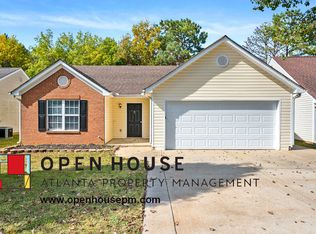 990 Meadow Walk Ave, Lawrenceville, GA 30044