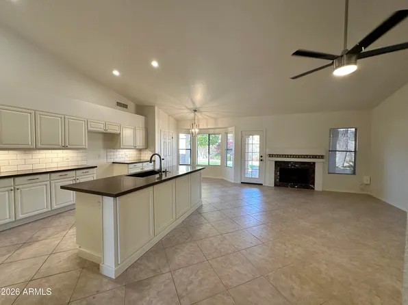 3618 E Goldfinch Gate Ln, Phoenix, AZ 85044