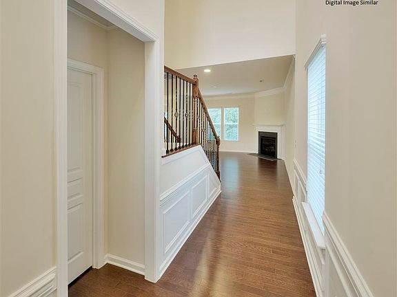 2 story entry foyer