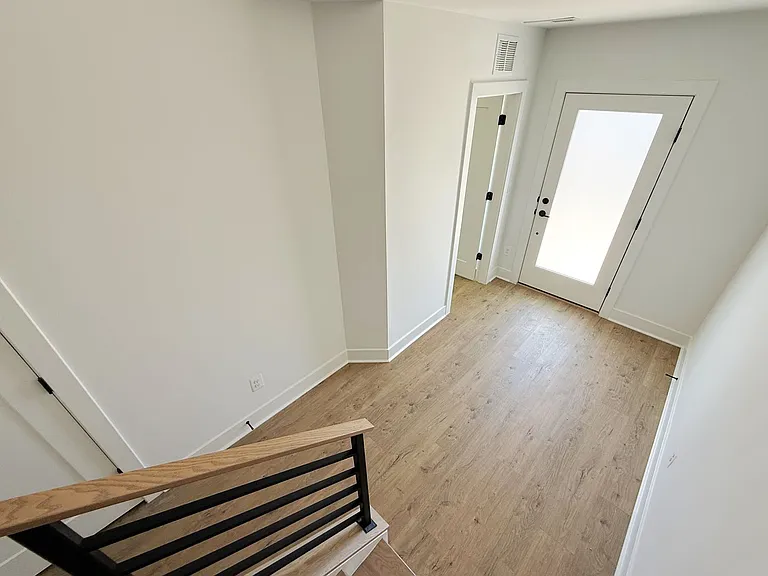 33 Lower Service Ct NW — Photo 7