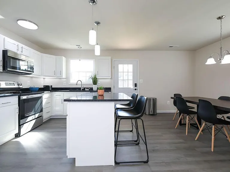 405 S Magnolia Ave — Photo 28
