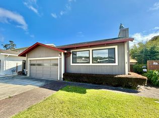 840 Dell Rd, Pacifica, CA 94044