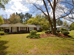 1069 Black Tom Rd, Moncks Corner, SC 29461