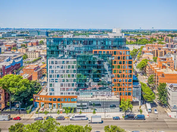 35-32 Leavitt St #12L, Flushing, NY 11354