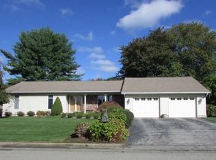 32 Red Cedar Ln, North Providence, RI 02904