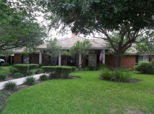 2011 Fair Oaks Dr, Mission, TX 78574