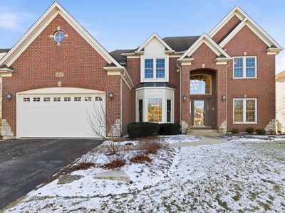 207 Long Beach Rd, Oswego, IL, 60543