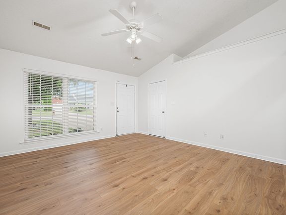 5th image of 2055 Stoney Meadow Dr