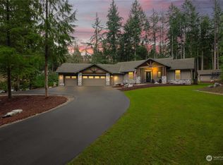 1054 Makah Pl, Fox Island, WA
