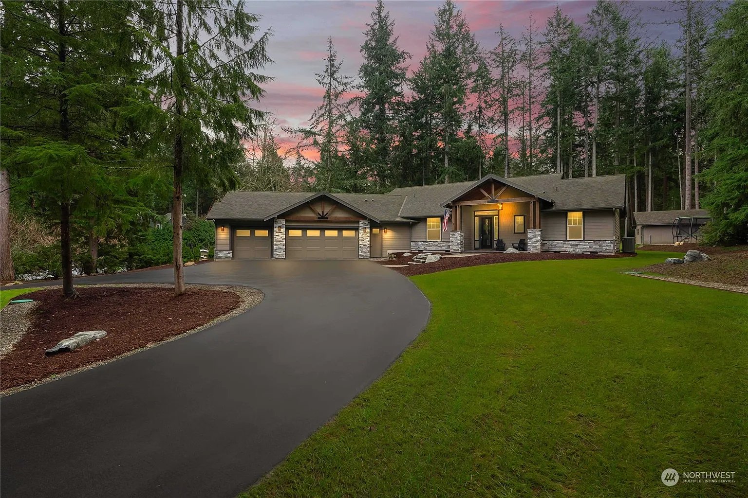 1054 Makah Place photo 1