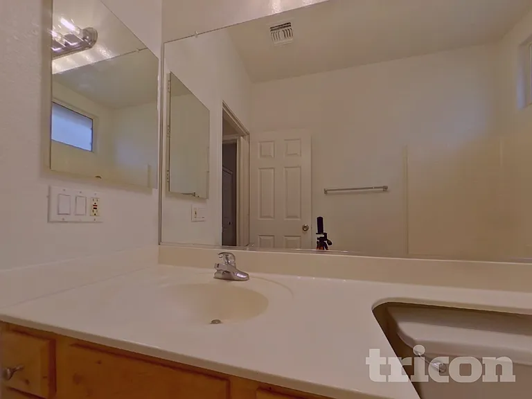 117 S 125th Ave — Photo 13