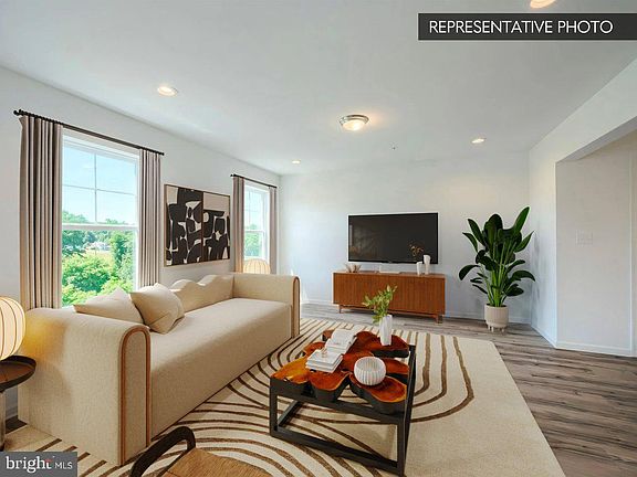 4th image of 20-103 Julian Dr Lot 32
