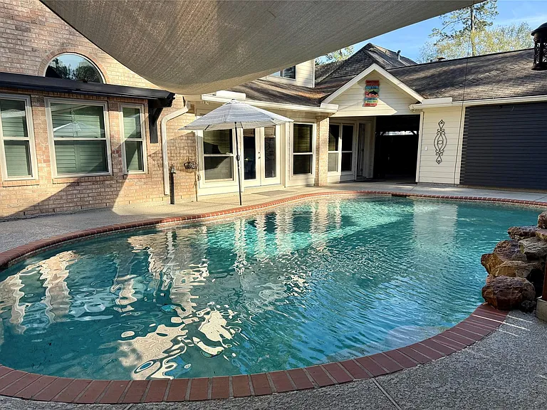 12907 Lake Mist Dr — Photo 24