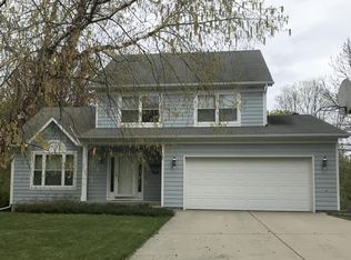 711 Sunset Dr, Fergus Falls, MN 56537