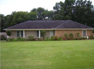 207 E Edith Rd, Lafayette, LA 70508