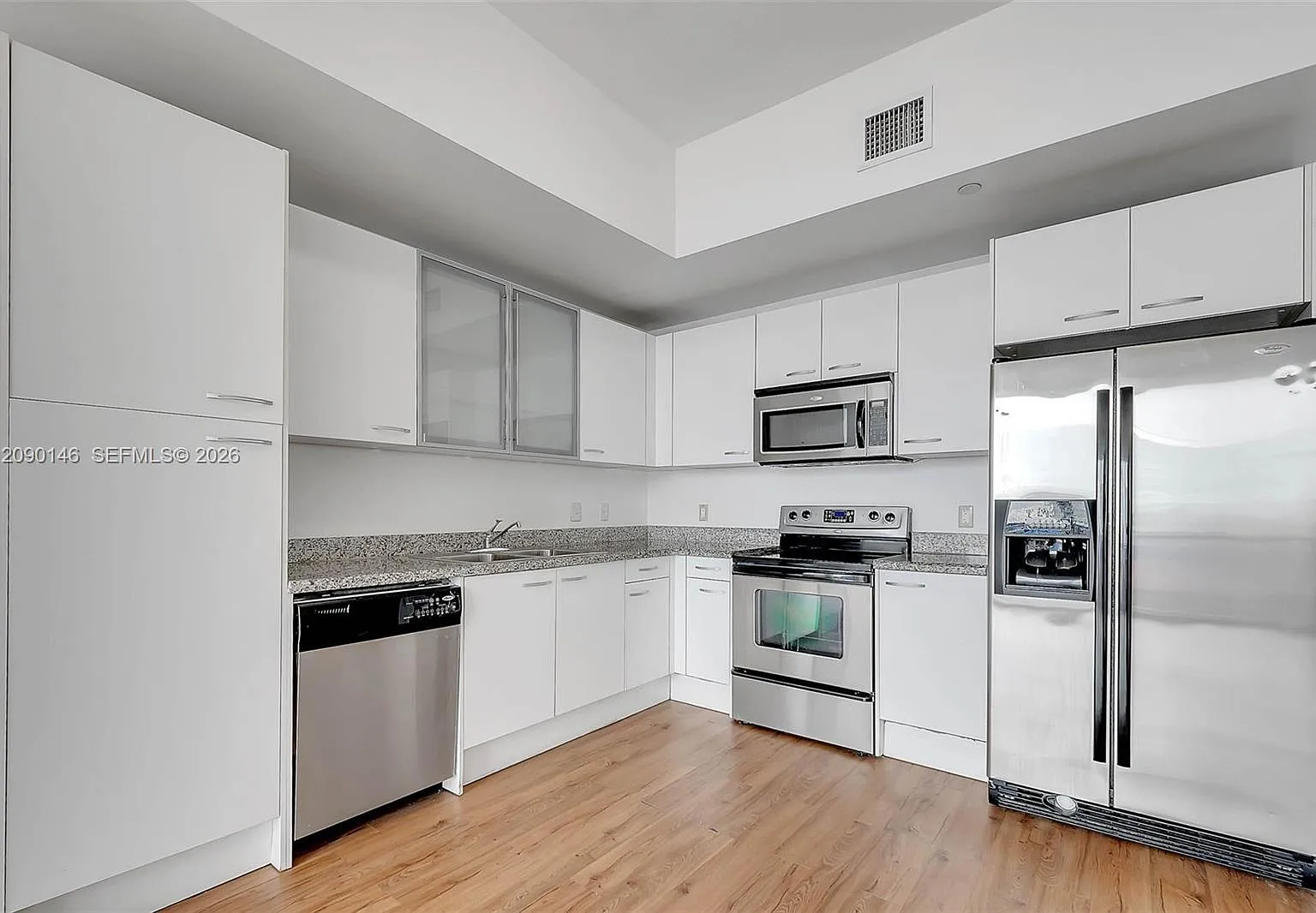 Highland Park Lofts Condo — Photo 2