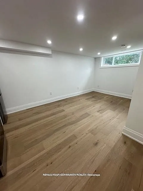 Building Photo - 12 Kemano Rd #BASEMENT