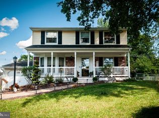 1517 Sylvan Dr, Blue Bell, PA 19422