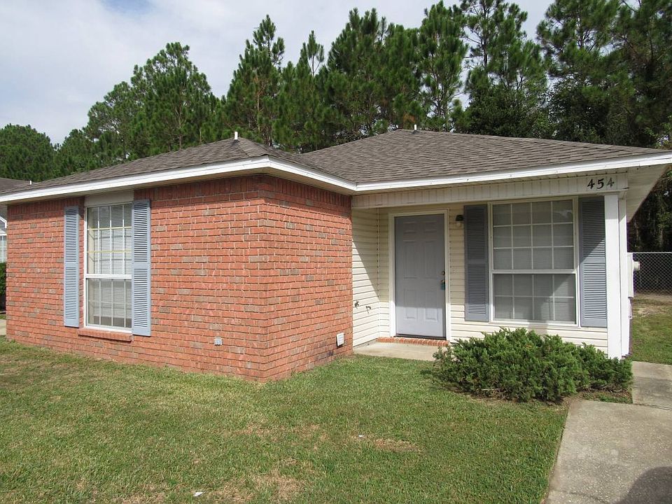 1st image of 454 Bay Pine Villa Dr
