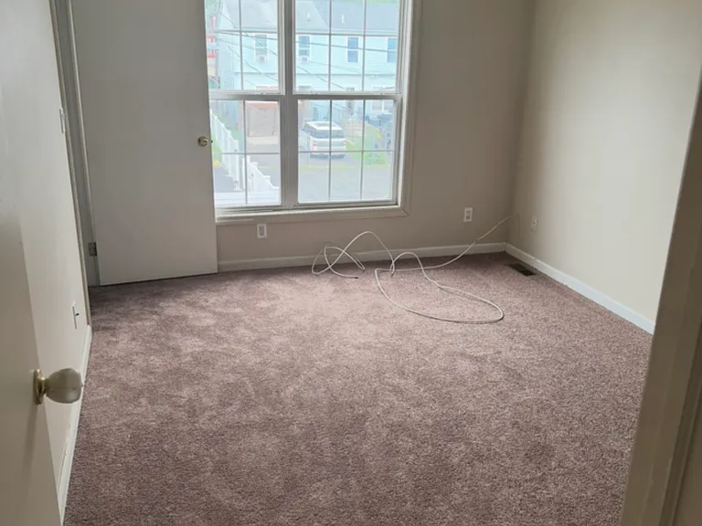 425 Euclid Ave — Photo 9