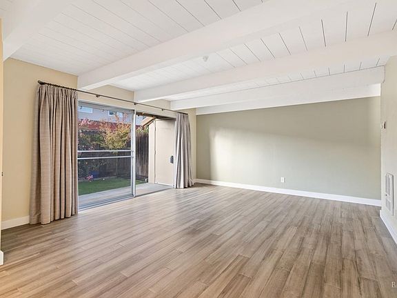 4th image of 61 Avram Avenue