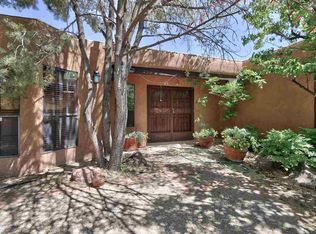 1511 Camino Ecuestre NW, Albuquerque, NM 87107