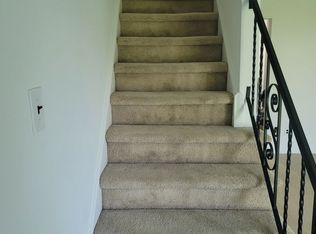 629 Village Ln, Pottstown, PA 19464