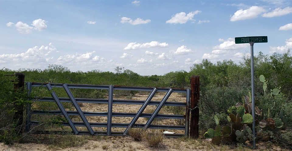 1st image of 372 Four Points Rd