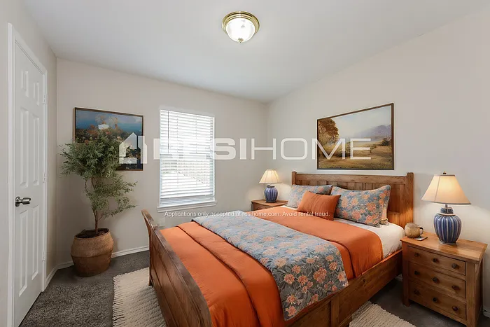 2626 Camel Ct — Photo 6