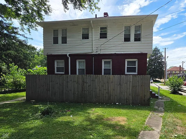 19 S Spencer Ave — Photo 3