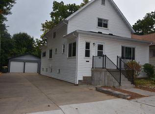 230 S Schmitz St, Richland Center, WI 53581