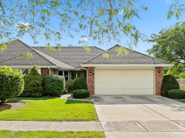 1 Fallcreek Cir, Montgomery, IL 60538