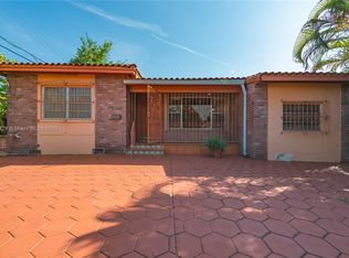 4220 SW 14th St, Miami, FL 33134