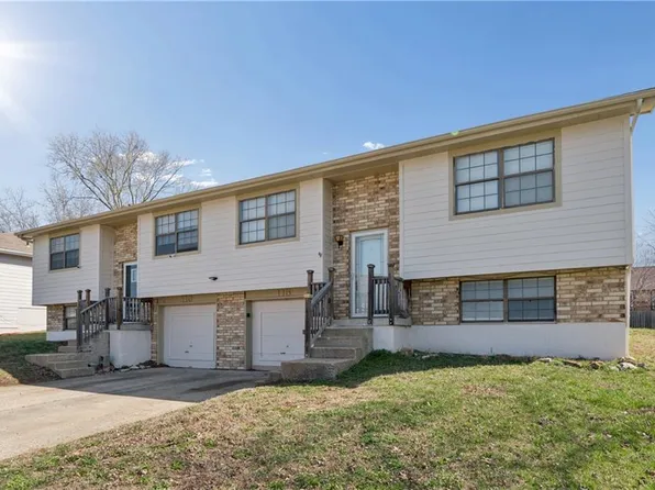 113-115 Brookridge Dr, Harrisonville, MO 64701