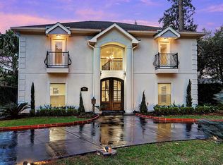 8874 Chatsworth Dr, Houston, TX 77024
