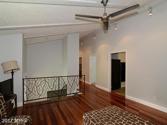 4th image of 15701 Nelson Dr